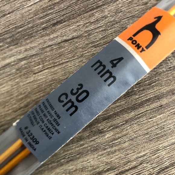 Vtg Pony 4mm Knitting Needles - Picture 4 of 9